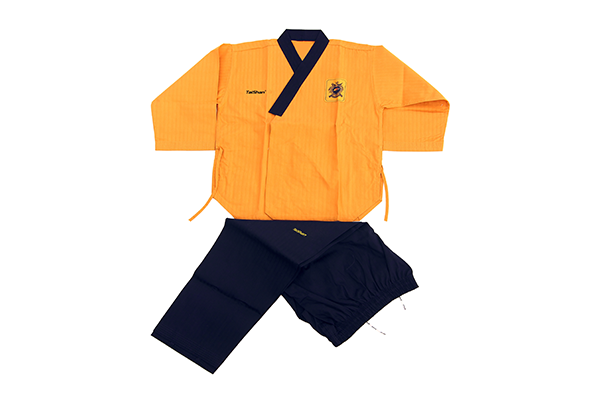 泰山 高段者道服